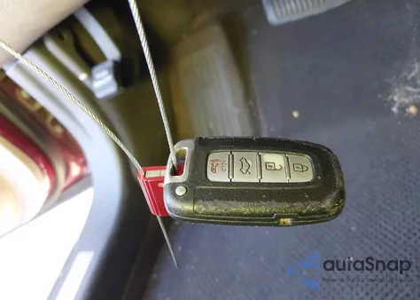 2009 Hyundai Genesis 3.8 from USA, damaged, VIN KMHGC46EX9U023318